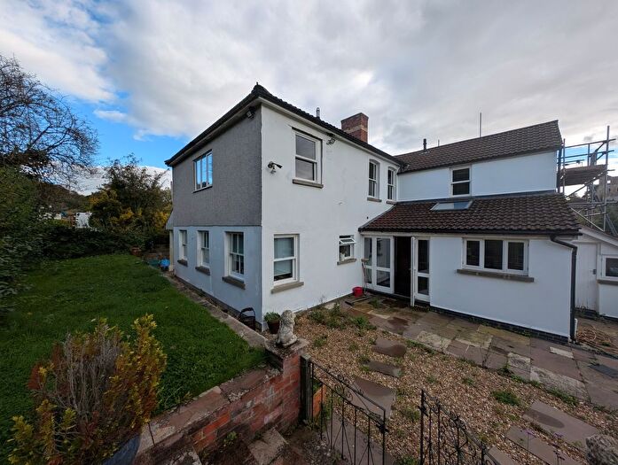 4 Bedroom Semi Detached House To Rent In The Poplar, Elmdale, NP16