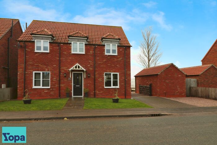 3 Bedroom Detached House For Sale In Six House Bank, West Pinchbeck, Spalding, PE11