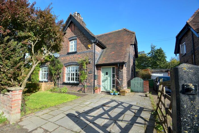 3 Bedroom Semi-Detached House For Sale In Station Road, Mobberley, Knutsford WA16
