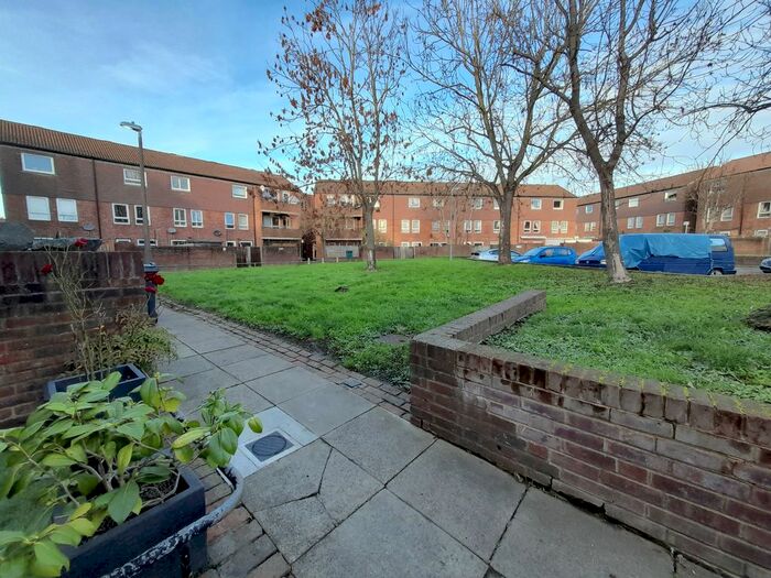 1 Bedroom Flat To Rent In Swains Road, London SW17