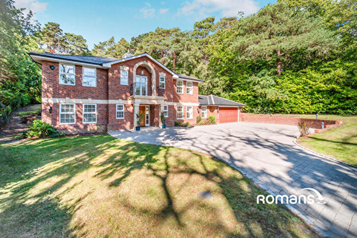 4 Bedroom Detached House To Rent In Westwood Road, Windlesham, Surrey, GU20