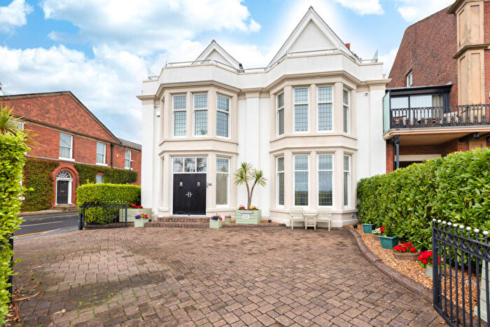 5 Bedroom Link Detached House For Sale In West Beach, Lytham St. Annes, FY8