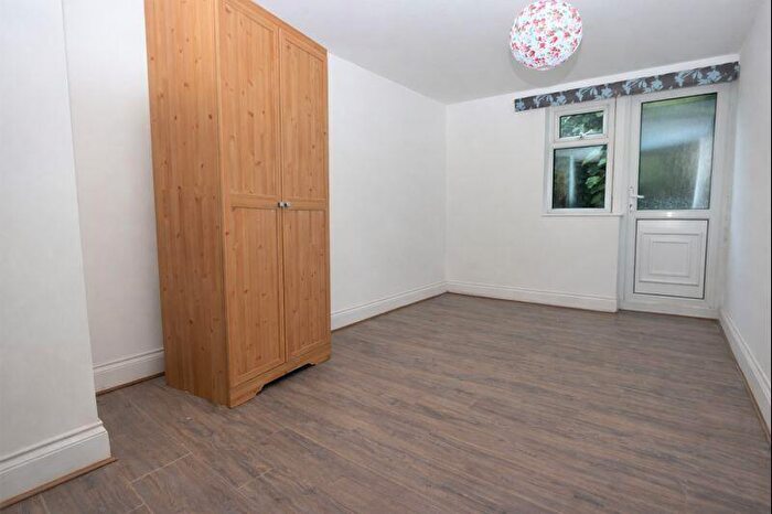 2 Bedroom Flat To Rent In Whittington Road, Bounds Green, N22
