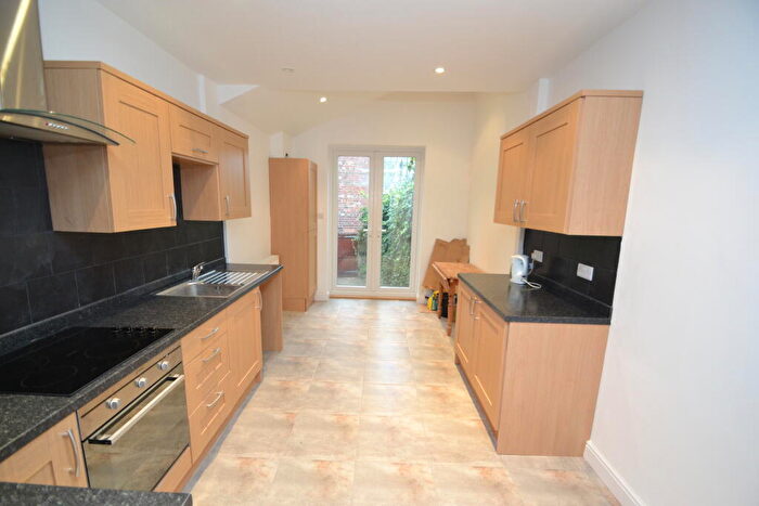 5 Bedroom Property To Rent In Bowers Avenue, Nottinghamm, NG3