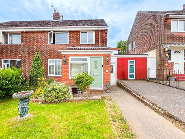 3 Bedroom Semi Detached House For Sale In Durham Avenue, Donwell, Washington, Tyne And Wear, NE37