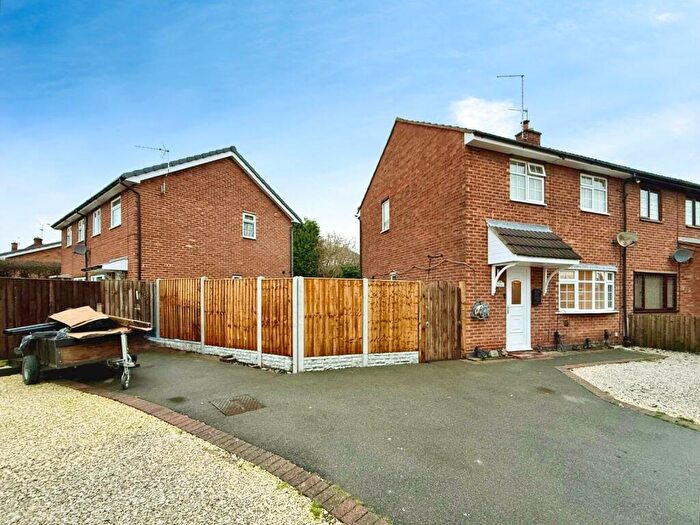 2 Bedroom Semi Detached House For Sale In Dominion Road, Swadlincote, DE11