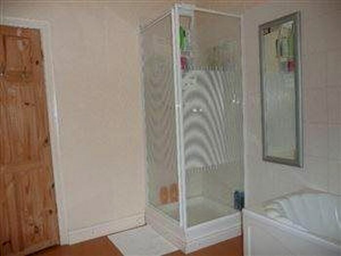 2 Bedroom Terraced House To Rent In Vauxhall Road, Wigan, WN1