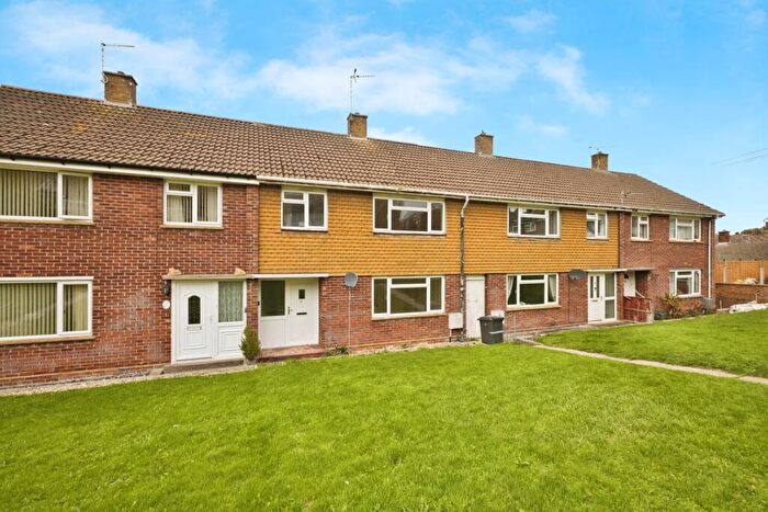 3 Bedroom Terraced House For Sale In Netherton Road, Yeovil, Somerset, BA21