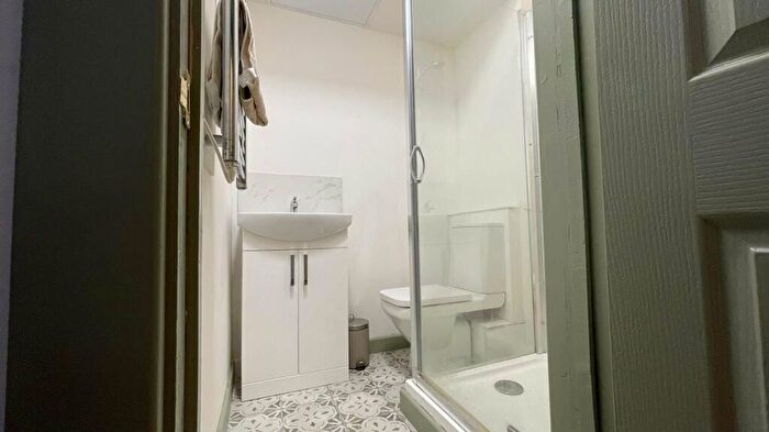 1 Bedroom Flat To Rent In Princes Road, Liverpool, L8