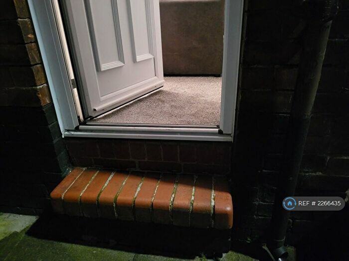 2 Bedroom Terraced House To Rent In Robert Heath Street, Stoke-On-Trent, ST6