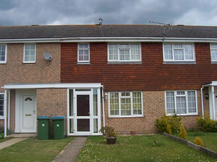 2 Bedroom Property To Rent In The Hartings, Flansham Park PO22