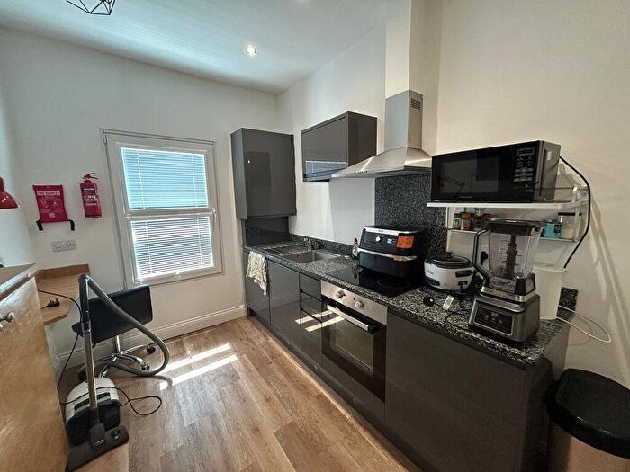 Studio To Rent In Osborne Terrace, Jesmond, Newcastle Upon Tyne, NE2