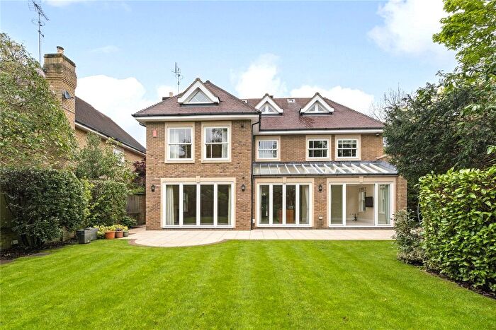 6 Bedroom Detached House To Rent In Gainsborough Place, Cobham, KT11