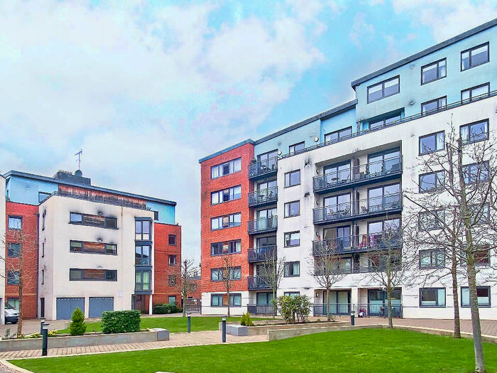 2 Bedroom Apartment To Rent In The Courtyard, Camberley, GU15