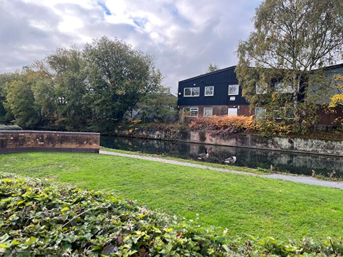1 Bedroom Flat For Sale In The Moorings, Oldbury, B69