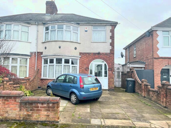 3 Bedroom Semi-Detached House To Rent In Milford Road, Leicester LE2