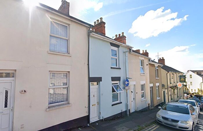 2 Bedroom House To Rent In Prospect Hill, Swindon, SN1