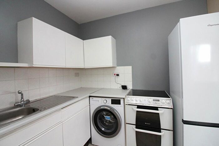 1 Bedroom Apartment For Sale In High Street, Baldock, SG7