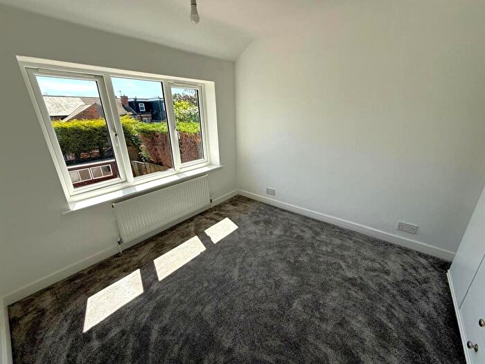 3 Bedroom Semi-Detached House To Rent In Tivoli Garden, Derby, DE1
