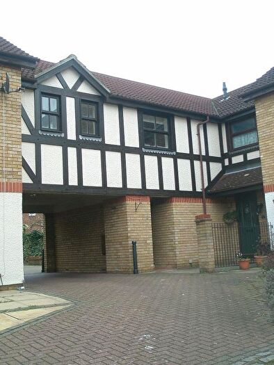 1 Bedroom Terraced House To Rent In Tyrrell Square, Mitcham, CR4