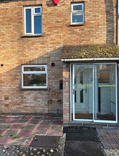 3 Bedroom Terraced House To Rent In Alamein Gardens, Dartford, Kent, DA2