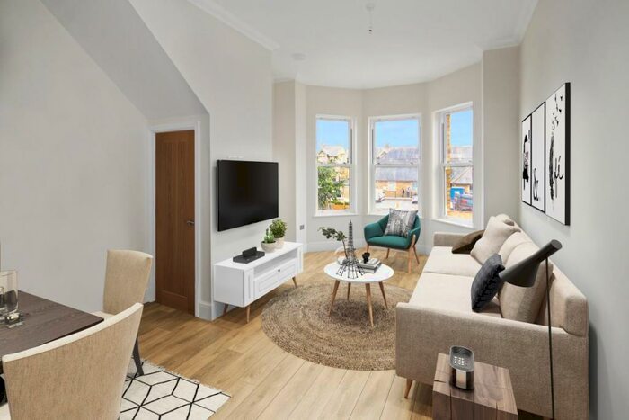 2 Bedroom Apartment To Rent In Preston Street, Faversham, ME13