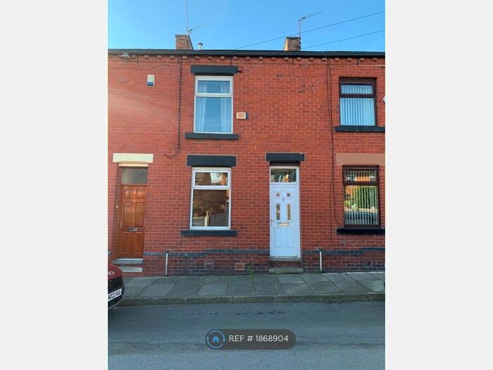 2 Bedroom Terraced House To Rent In St James Street, Ashton Under Lyne, OL6