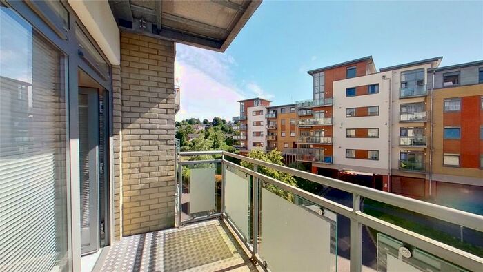 2 Bedroom Apartment To Rent In Wallis Place, Hart Street, Maidstone, Kent, ME16