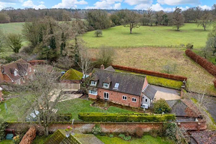 5 Bedroom Detached House For Sale In Froyle Lane, South Warnborough, Hook, Hampshire, RG29