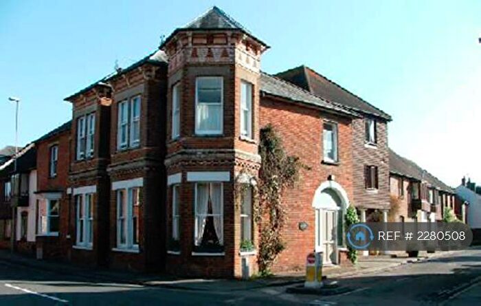 1 Bedroom Flat To Rent In Chapel Lane, Wimborne, BH21