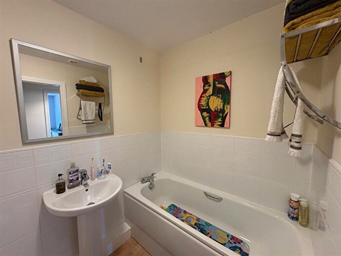 2 Bedroom Apartment To Rent In Gladstone Mill, Warrington Street, Stalybridge, SK15