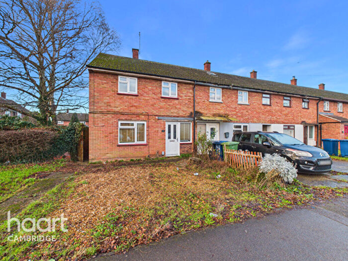 2 Bedroom End Of Terrace House For Sale In Kings Hedges Road, Cambridge, CB4