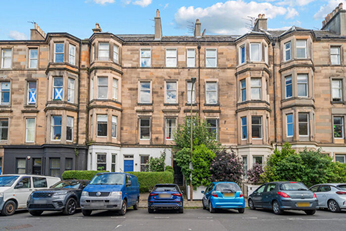 2 Bedroom Flat For Sale In Hillside Street, Edinburgh, EH7
