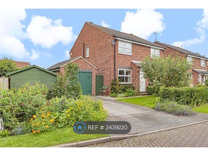 2 Bedroom Semi-Detached House To Rent In Middlebrook Garden, Brayton, York, YO8