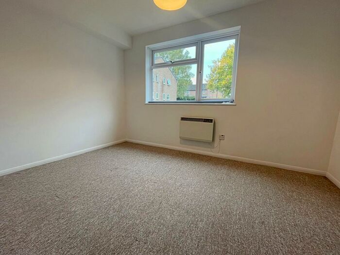 1 Bedroom Flat To Rent In Verwood, BH31