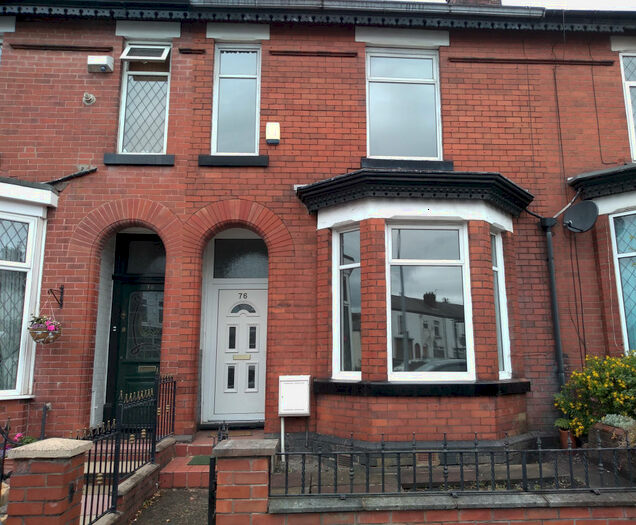3 Bedroom Town House To Rent In Hodge Road, Walkden, M28