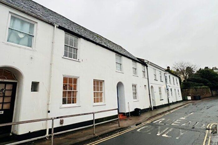 2 Bedroom Property To Rent In Fisher Street, Paignton, TQ4
