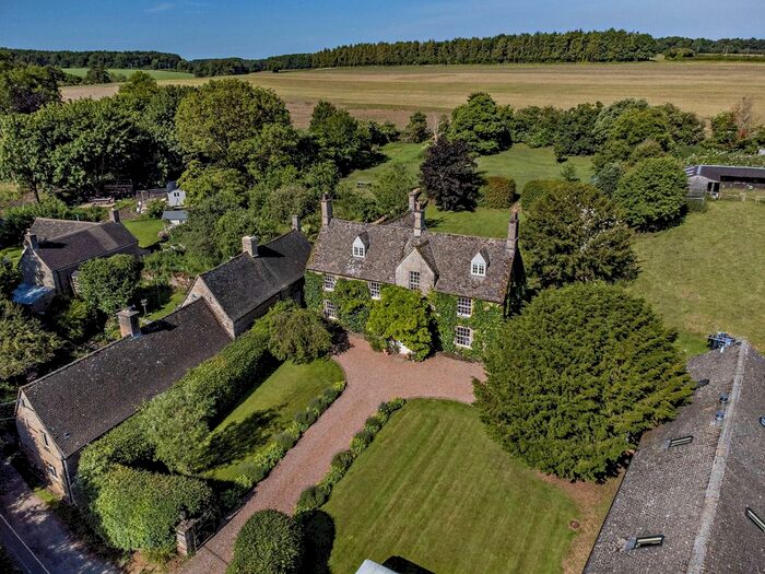 5 Bedroom Detached House For Sale In Cleveley, Chipping Norton, Oxfordshire, OX7