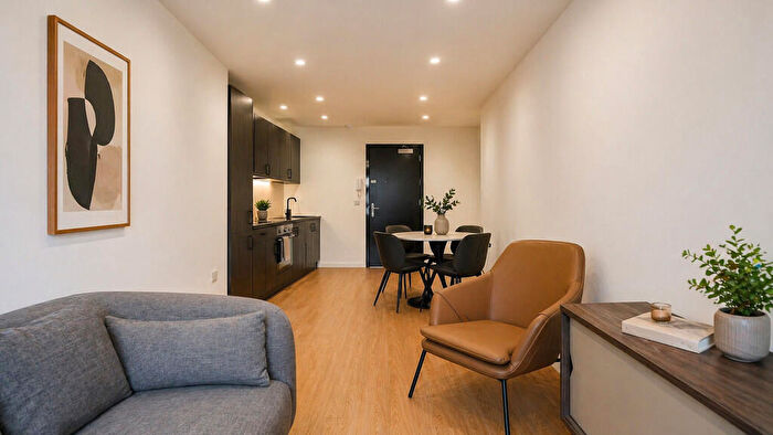 1 Bedroom Apartment To Rent In Spot, Deansgate, BL1