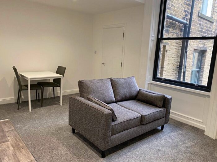 1 Bedroom Apartment To Rent In Eldon Place, Bradford, West Yorkshire, BD1