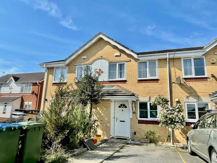 2 Bedroom House To Rent In West Thamesmead, SE28