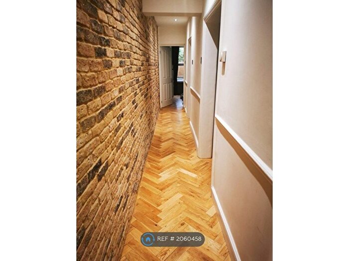 2 Bedroom Flat To Rent In Wetherden Street, London, E17