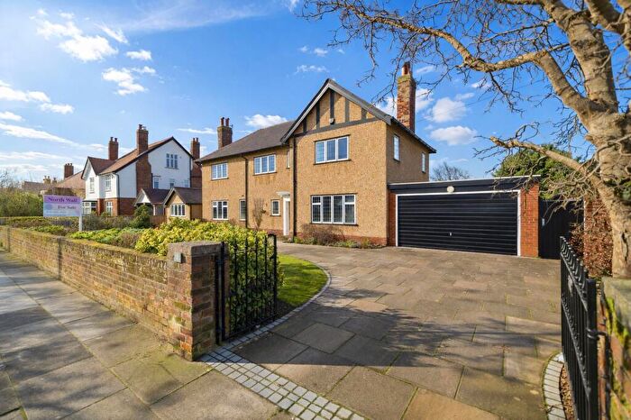 4 Bedroom Detached House For Sale In St. Michaels Road, Blundellsands, L23