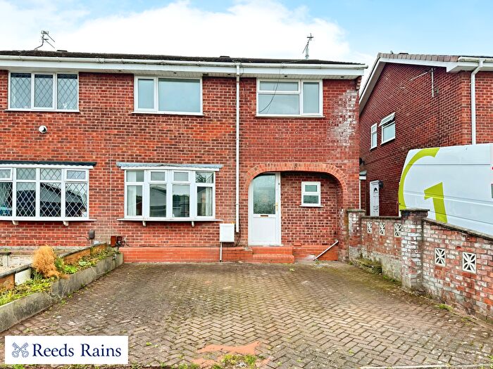 4 Bedroom Semi-Detached House For Sale In Tiber Drive, Newcastle, Staffordshire, ST5
