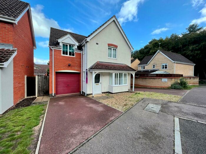 4 Bedroom House To Rent In Woodcock Rise, Brandon, Suffolk, IP27