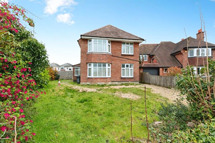 6 Bedroom Detached House For Sale In Victoria Avenue, Bournemouth, BH9