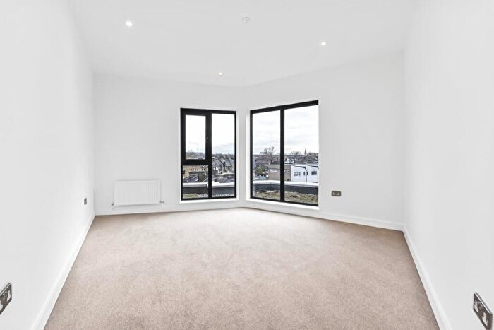 1 Bedroom Flat To Rent In Rye Lane, Peckham, SE15