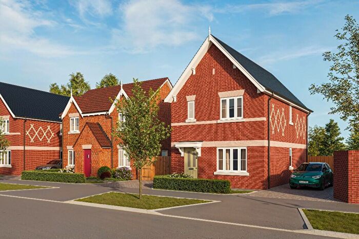 3 Bedroom Detached House For Sale In Colchester, CO4