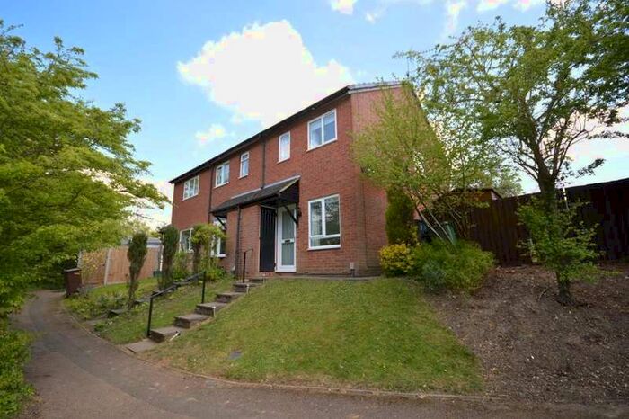 2 Bedroom Property To Rent In Field Close Sandridge, St. Albans, AL4