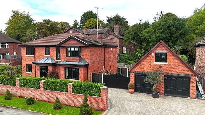 4 Bedroom Detached House For Sale In Lambton Road, Worsley, M28